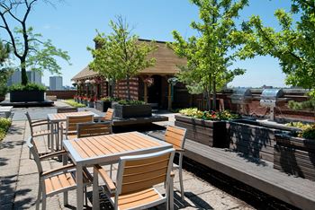 Sun deck 